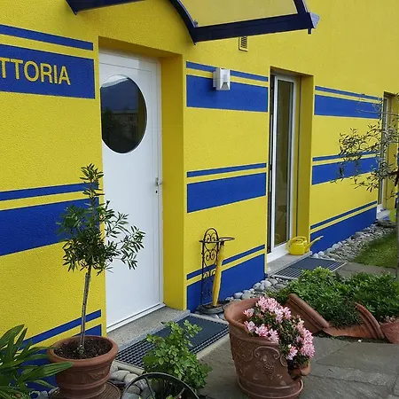 Gambarogno 6575 Bed & Breakfast